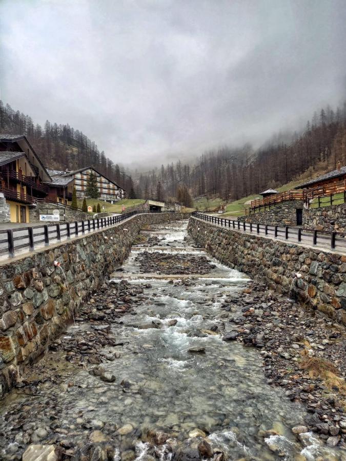 Punta Vittoria Sub 14 - Residence Anderbatt Gressoney - 3 Locali - Cir N 0010 Staval Luaran gambar